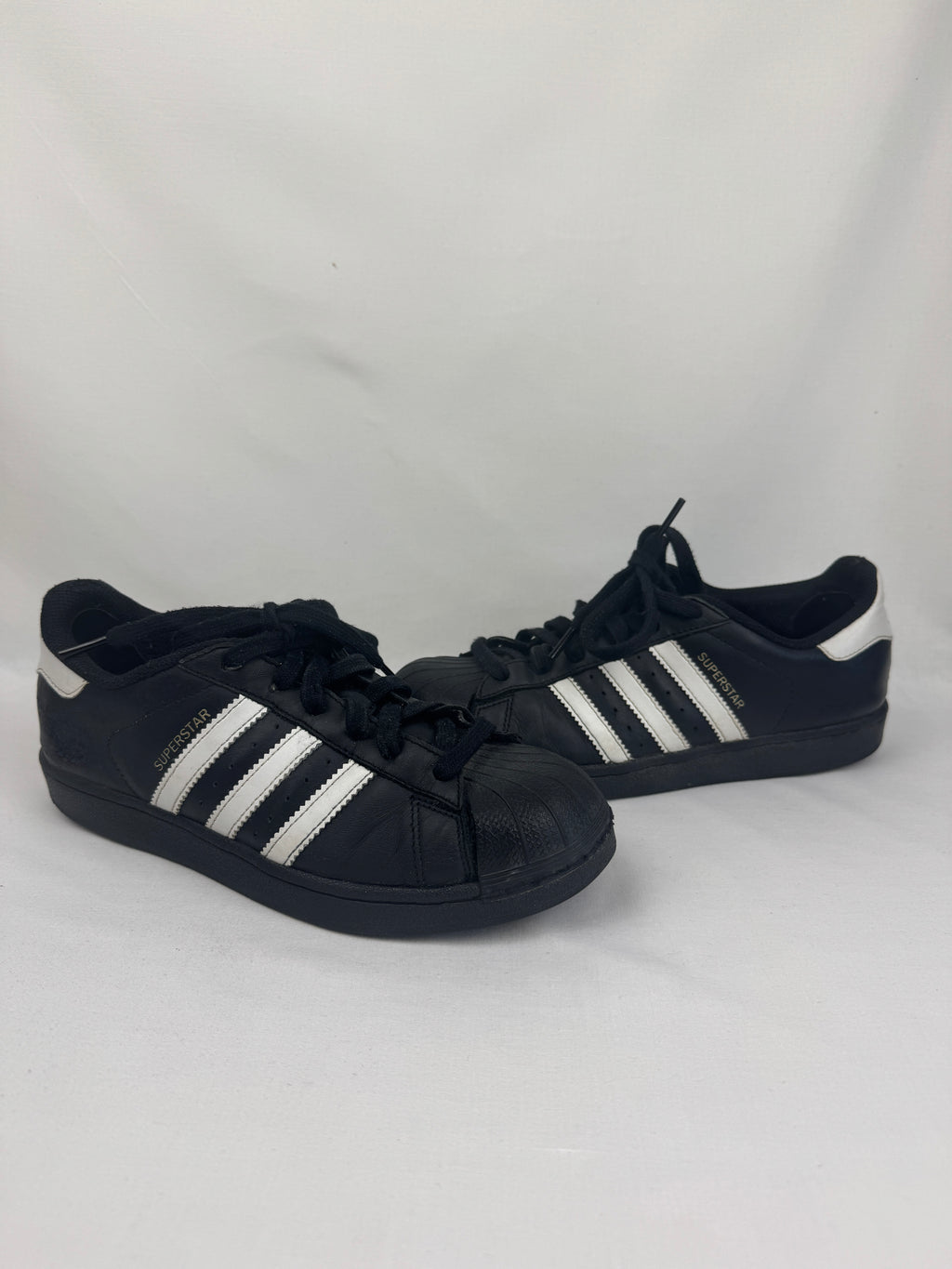 Adidas Superstar Femme Noir et Blanc | Taille 38