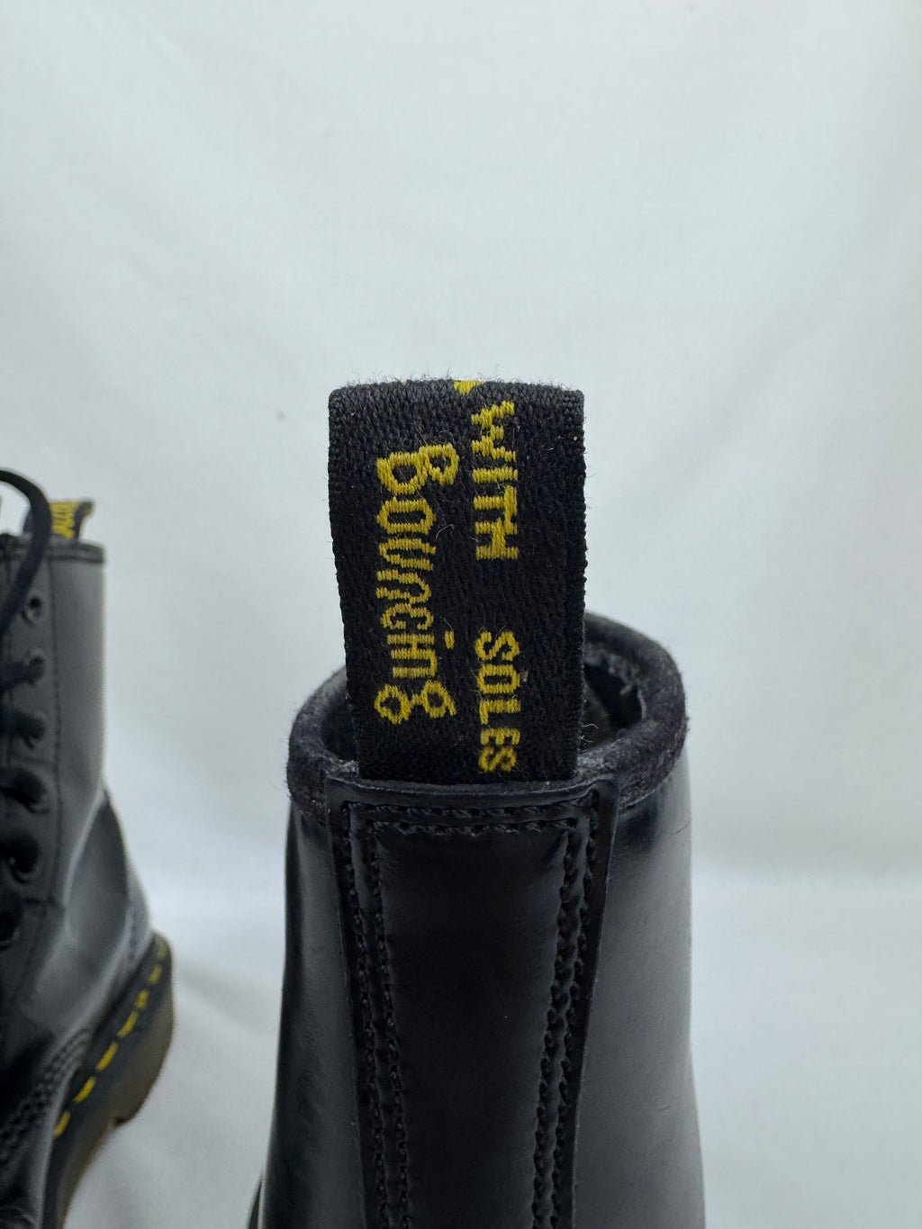 Dr. Martens 1460 Vernies Noires Femme | Taille 37