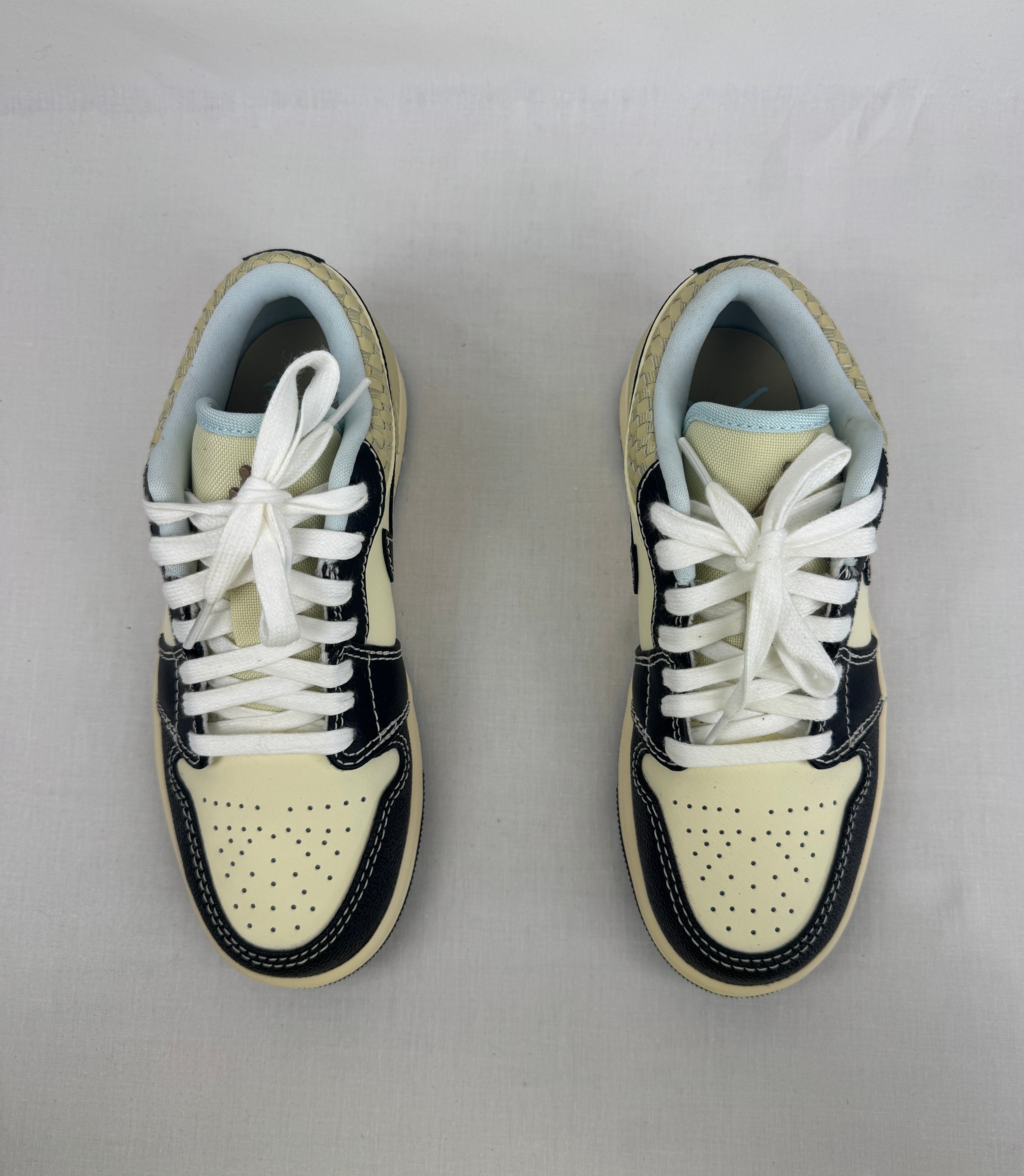 Air Jordan 1 Low SE Coconut Milk Black | Taille 36,5