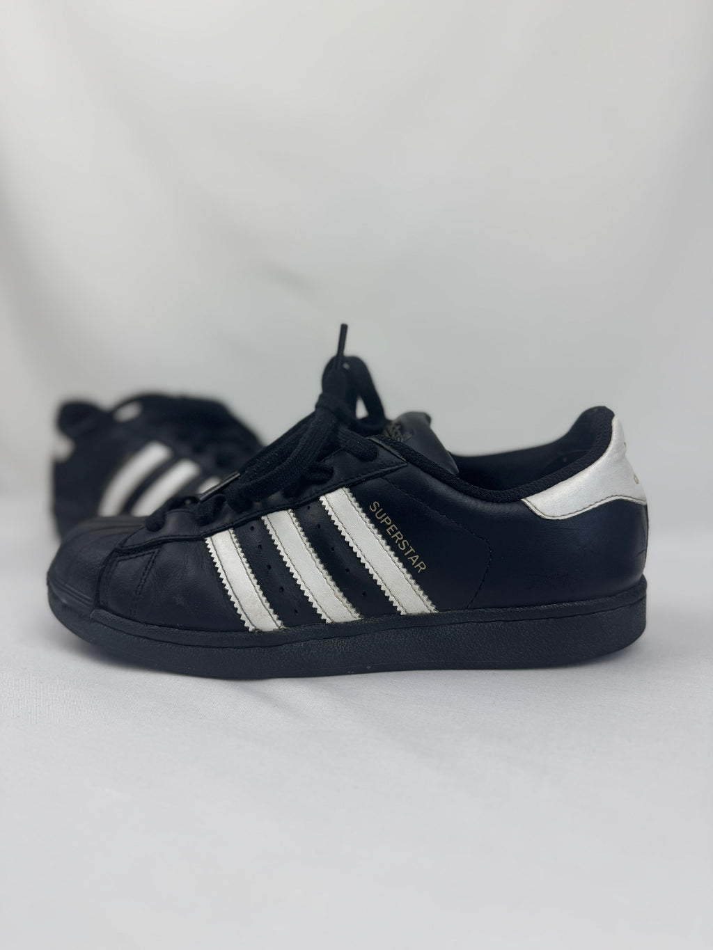 Adidas Superstar Femme Noir et Blanc | Taille 38