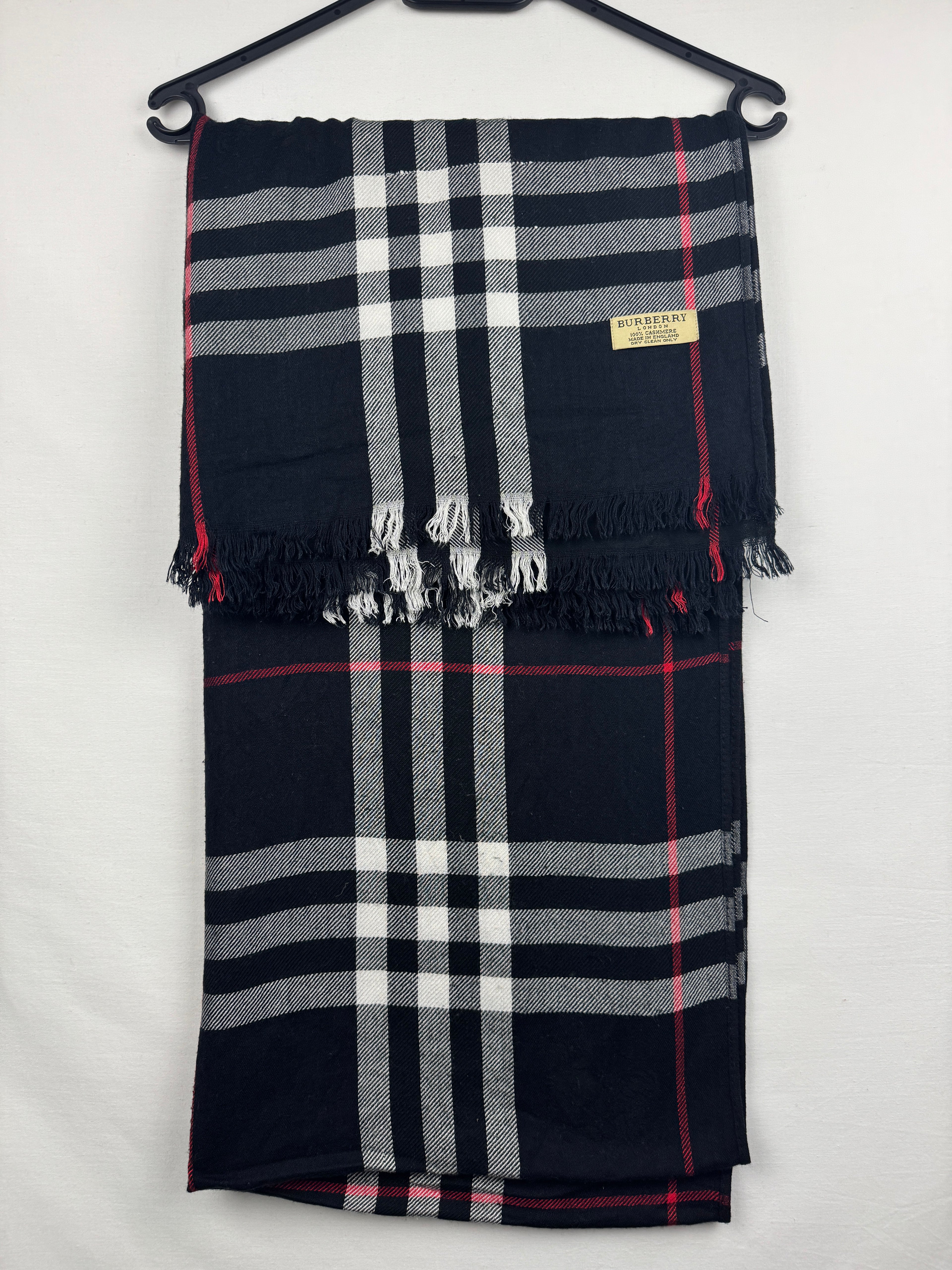 Châle Burberry Vintage Noir | Cachemire