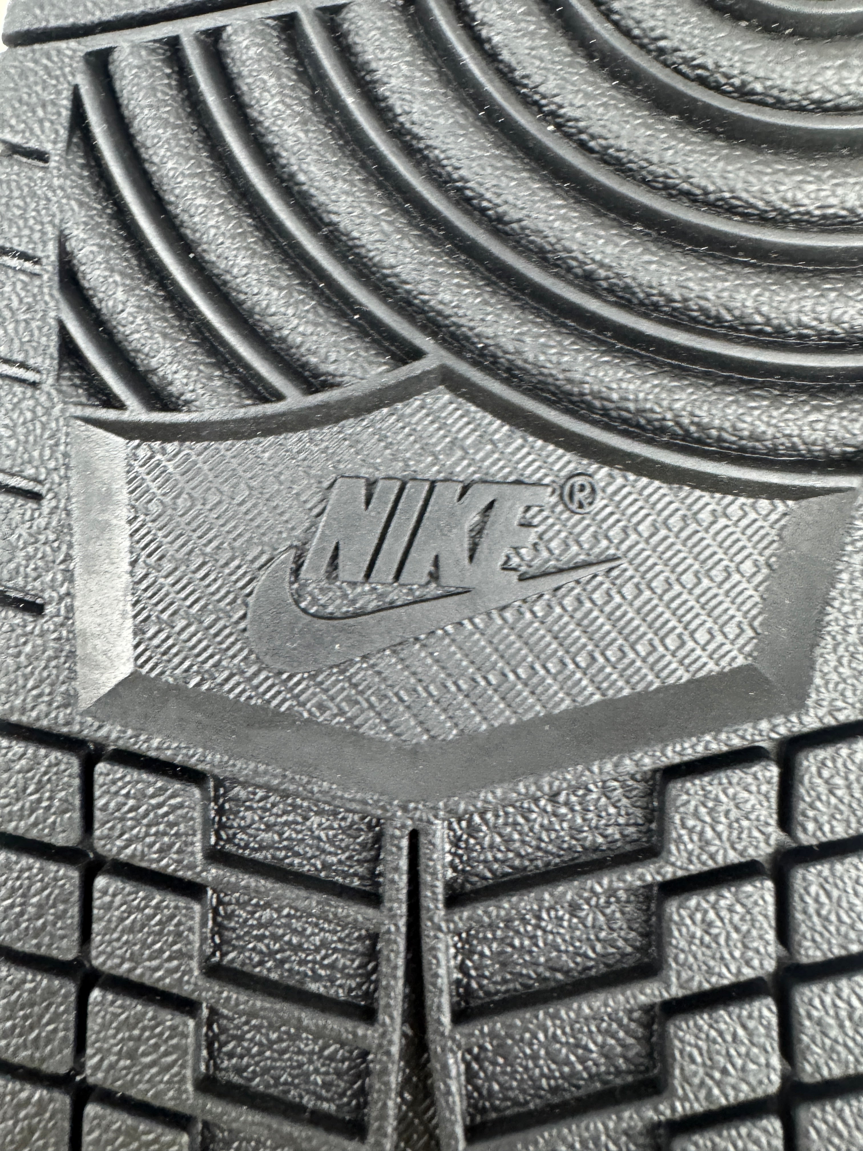 Air Jordan 1 Low SE Coconut Milk Black | Taille 36,5