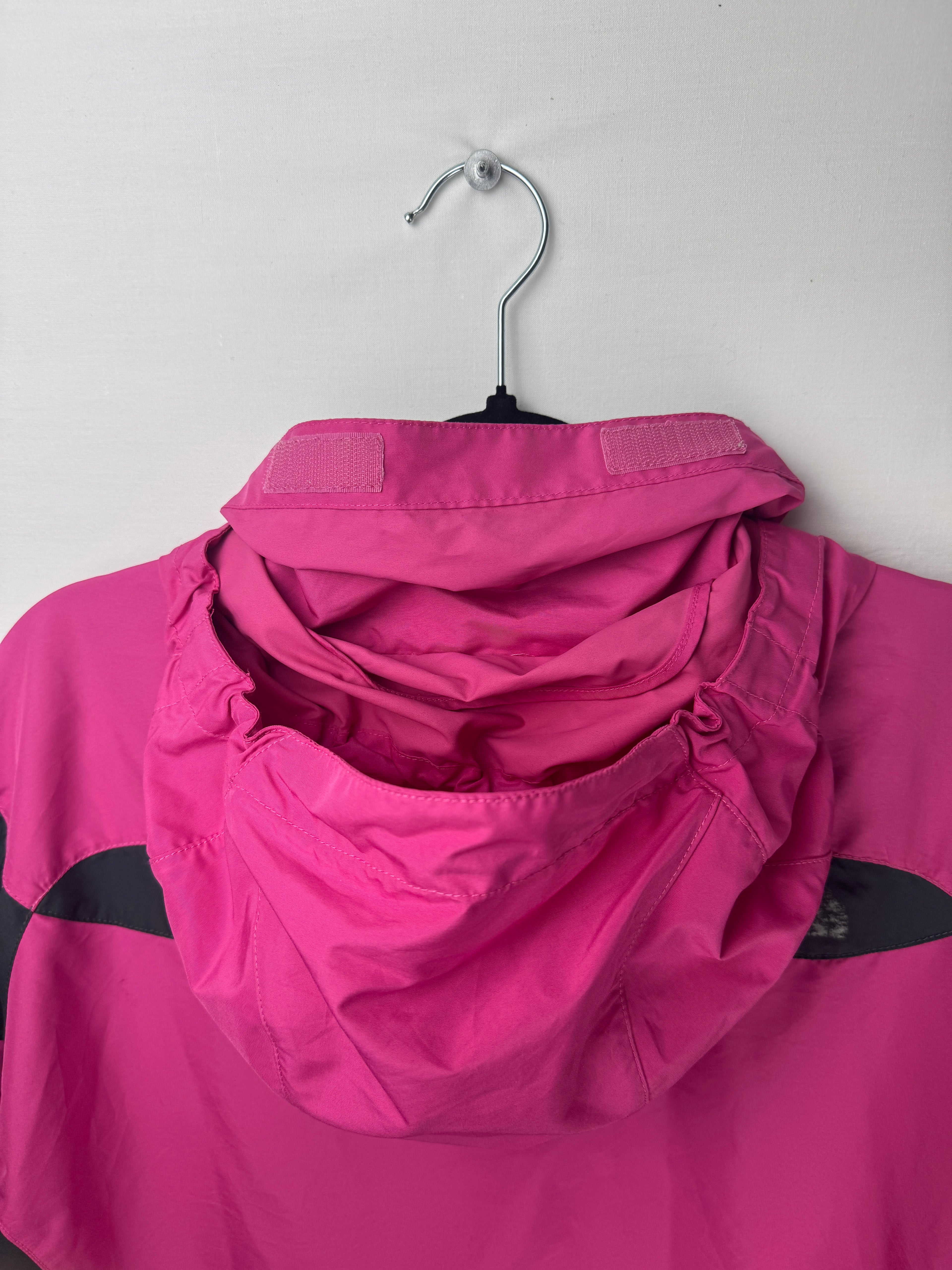 The North Face Coupe-Vent Femme – Rose & Noir – Taille XL