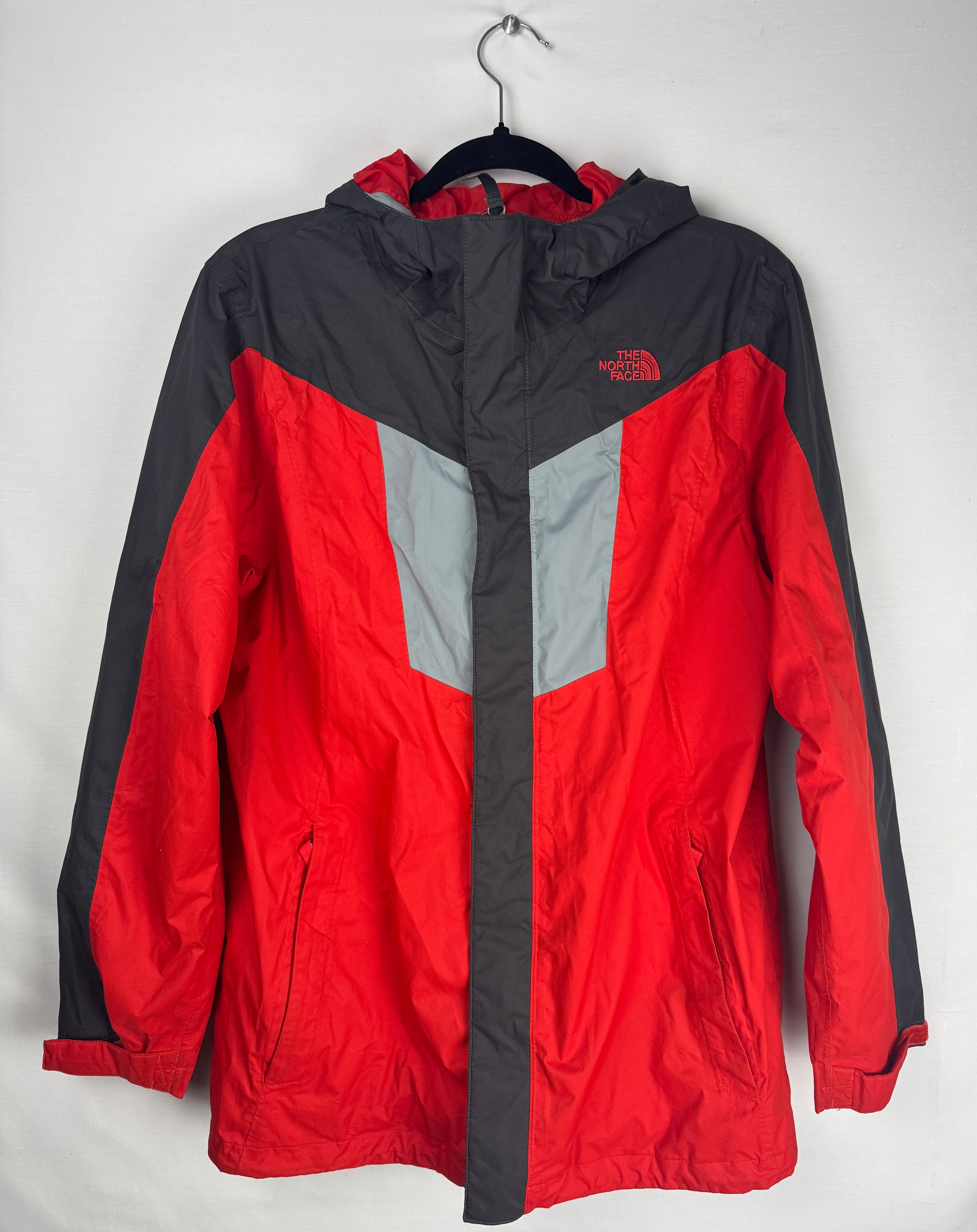 The North Face Coupe-Vent Rouge & Gris | Taille XL Junior (Convient L Homme)